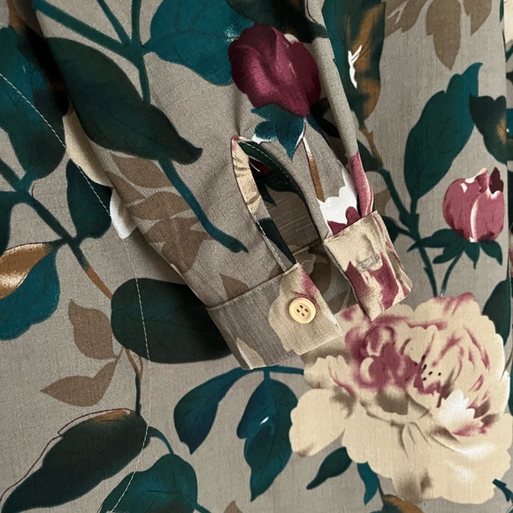 Burlap Apparel Floral Shift Dress - Picture 4 of 10